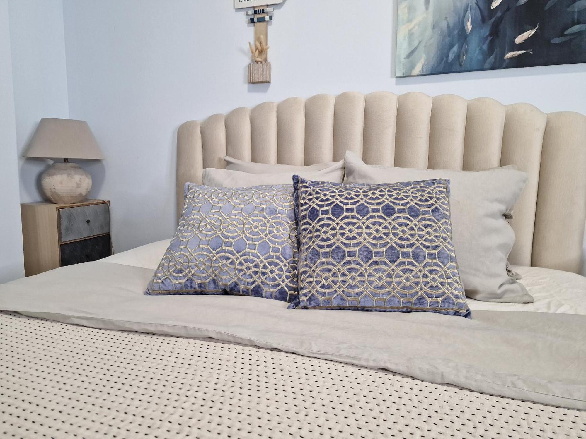 Appartement Sun & Palms - Cozy Flat In Quiet Neighbourhood With A Great Pool Area à Málaga Extérieur photo