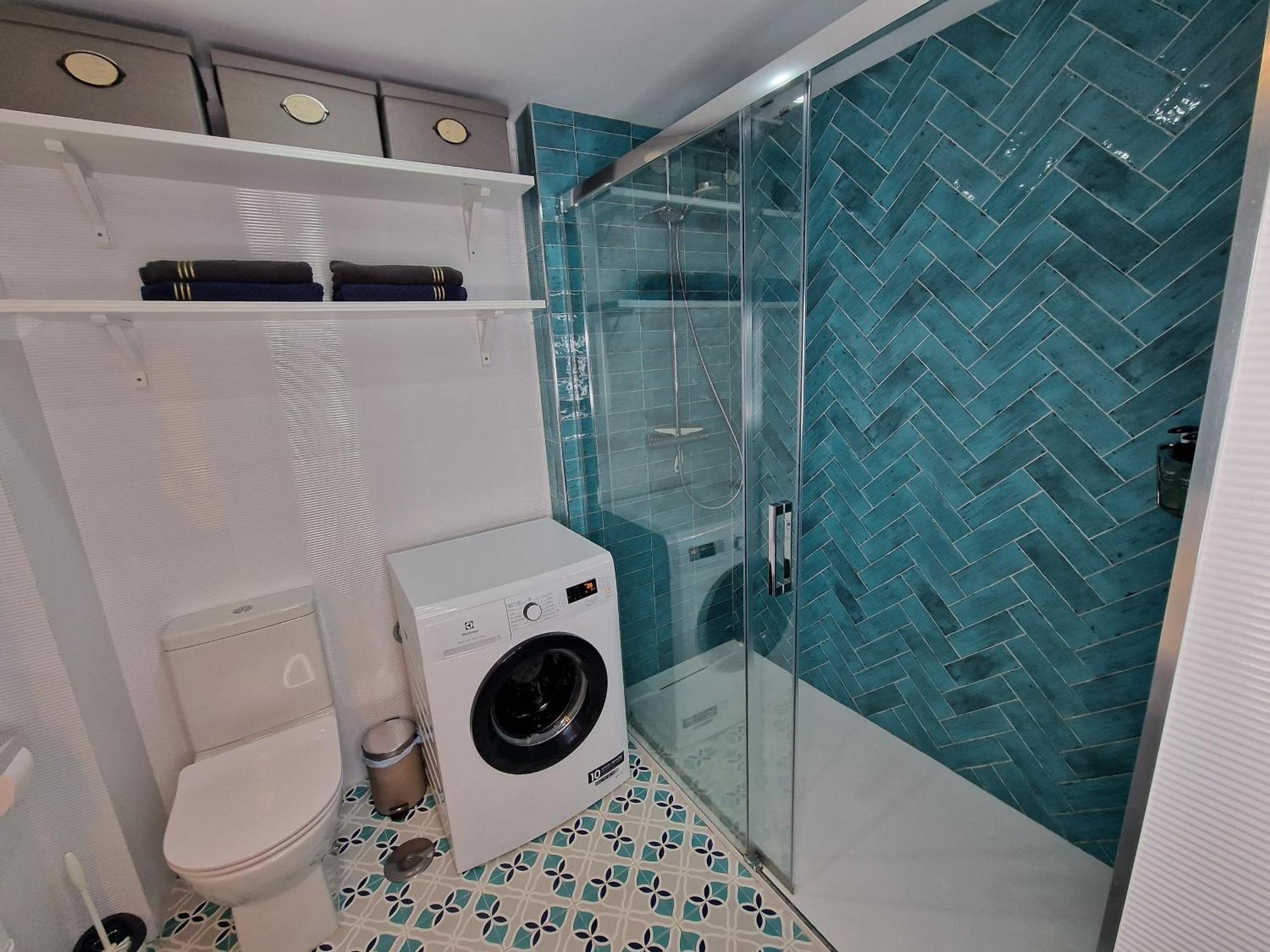 Appartement Sun & Palms - Cozy Flat In Quiet Neighbourhood With A Great Pool Area à Málaga Extérieur photo