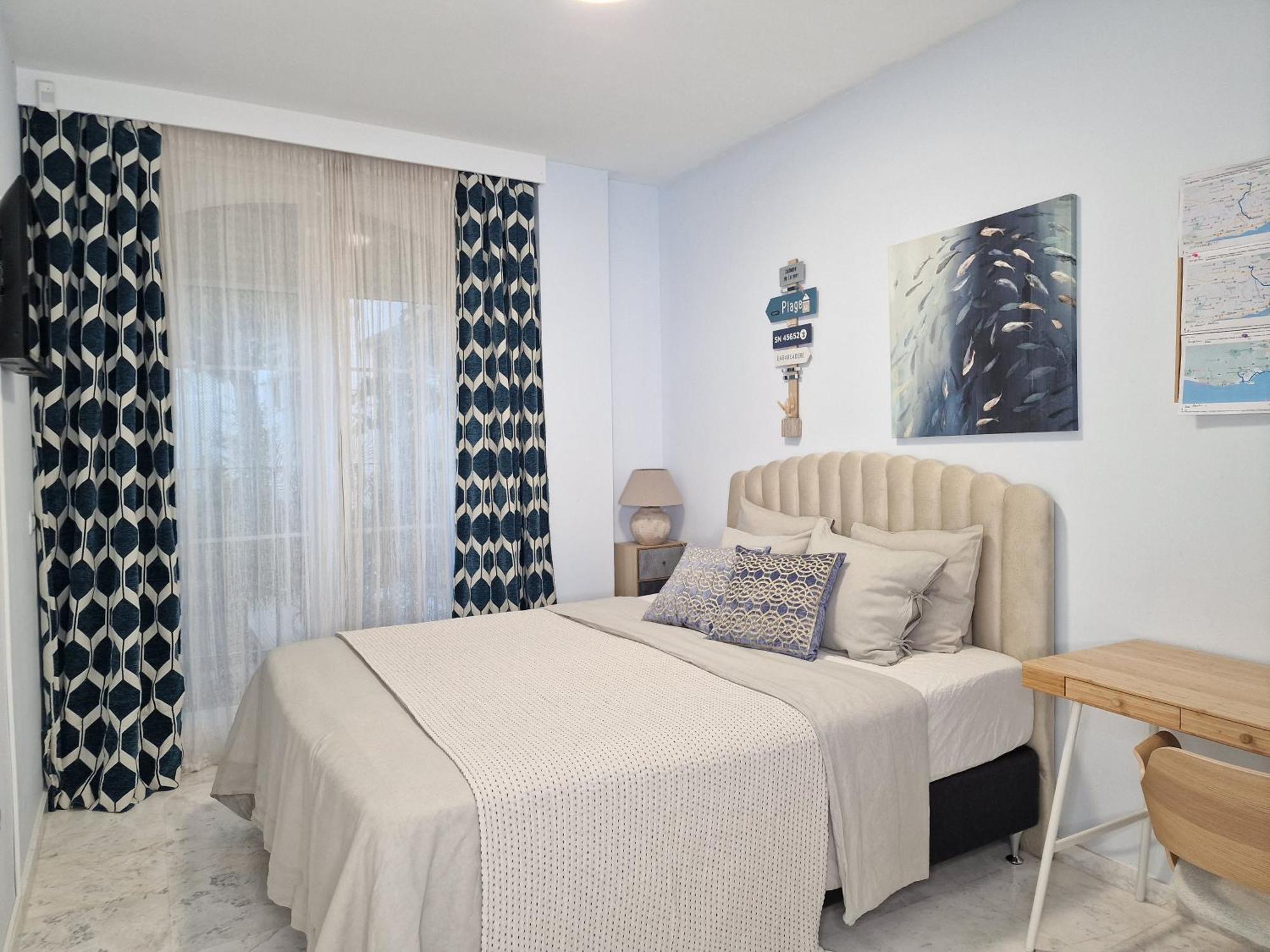 Appartement Sun & Palms - Cozy Flat In Quiet Neighbourhood With A Great Pool Area à Málaga Extérieur photo