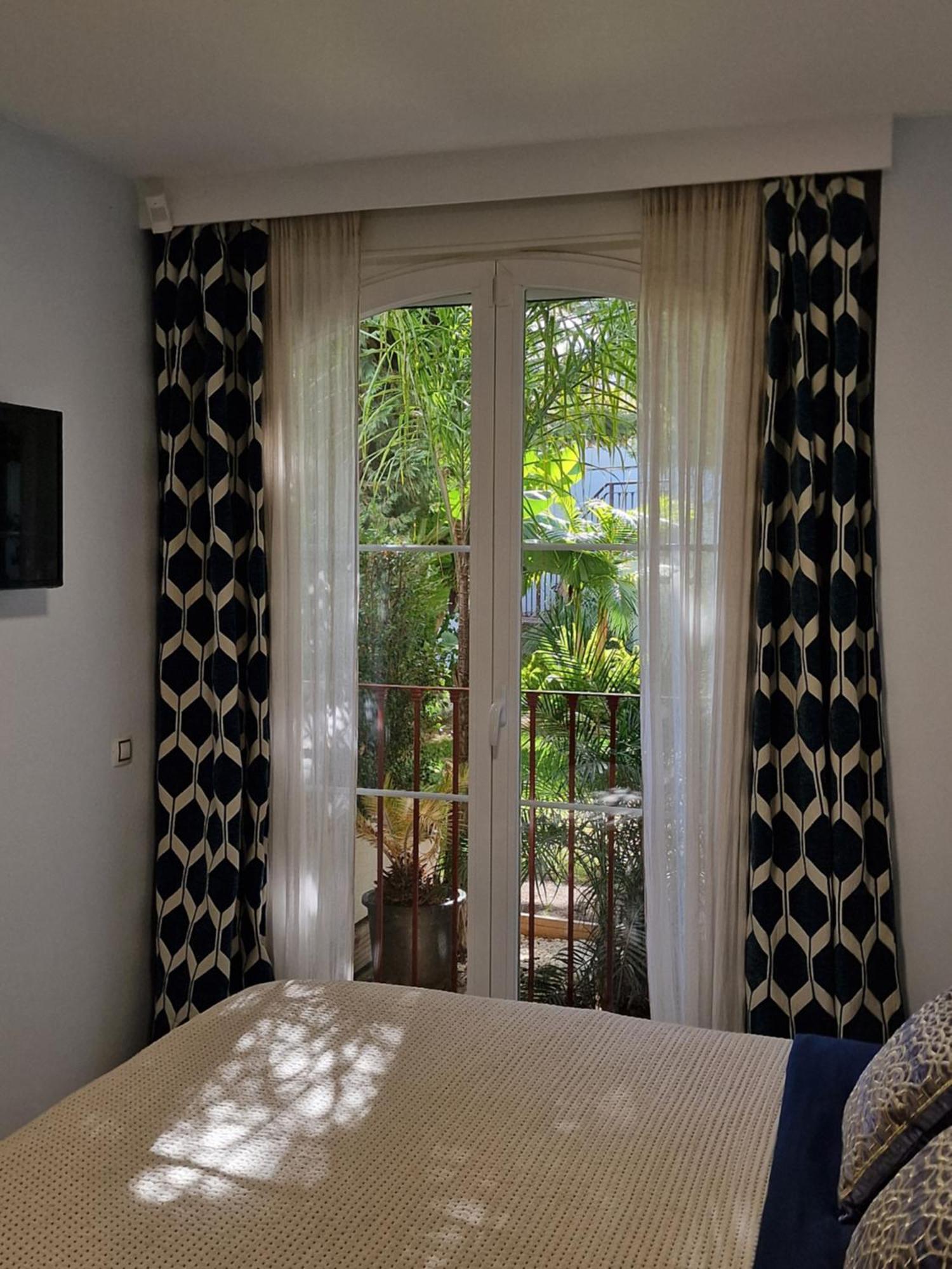 Appartement Sun & Palms - Cozy Flat In Quiet Neighbourhood With A Great Pool Area à Málaga Extérieur photo