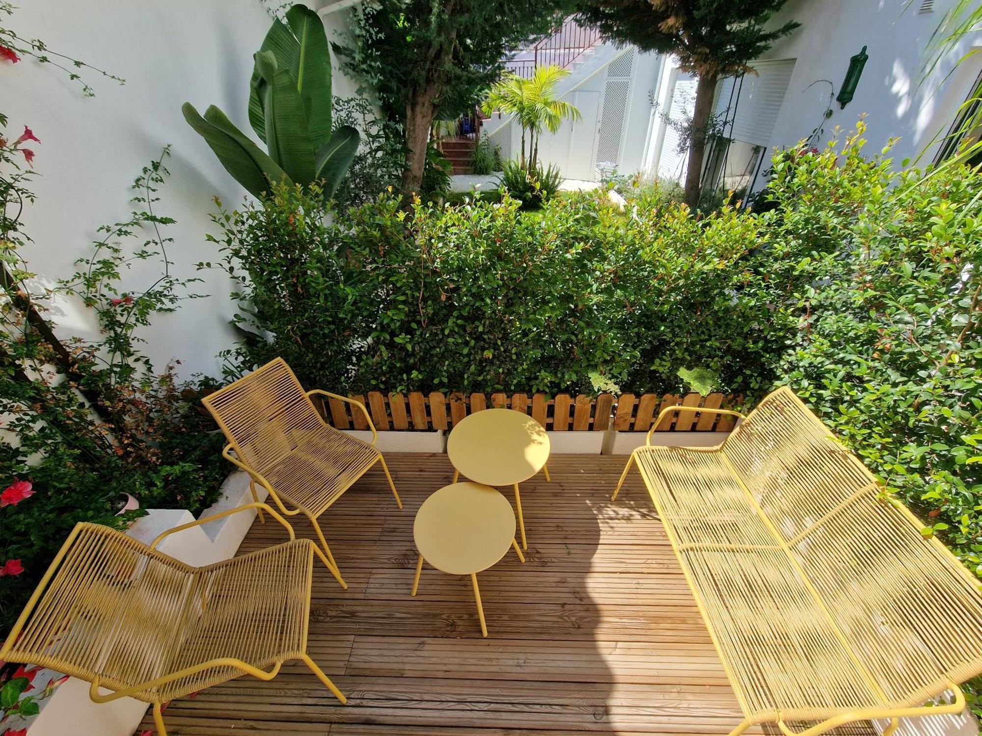 Appartement Sun & Palms - Cozy Flat In Quiet Neighbourhood With A Great Pool Area à Málaga Extérieur photo