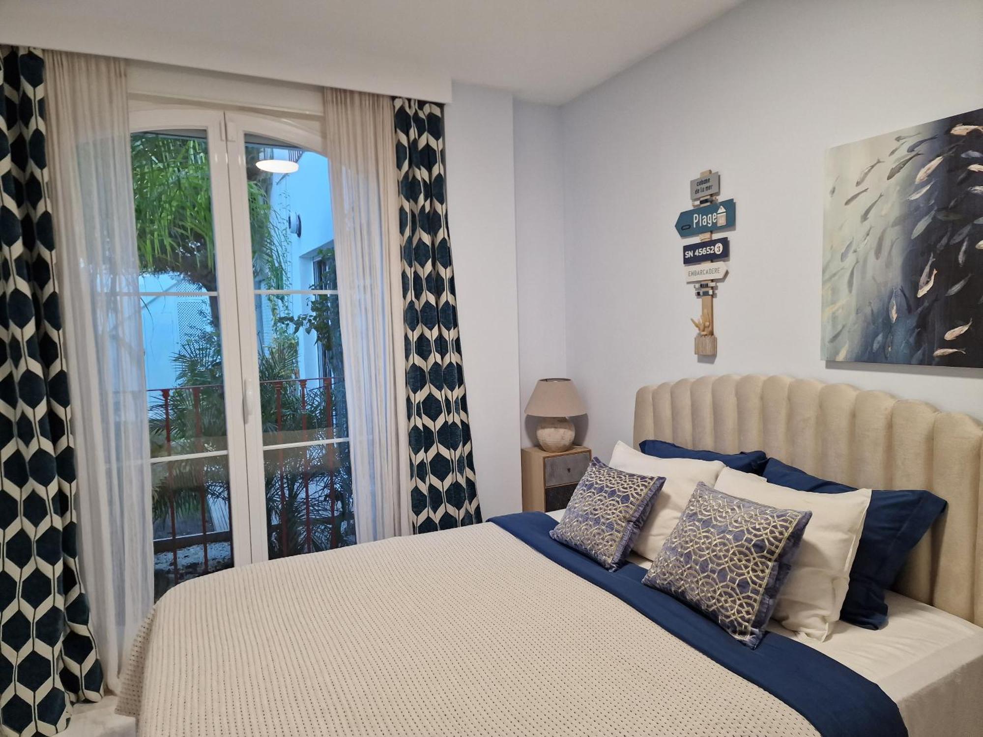 Appartement Sun & Palms - Cozy Flat In Quiet Neighbourhood With A Great Pool Area à Málaga Extérieur photo