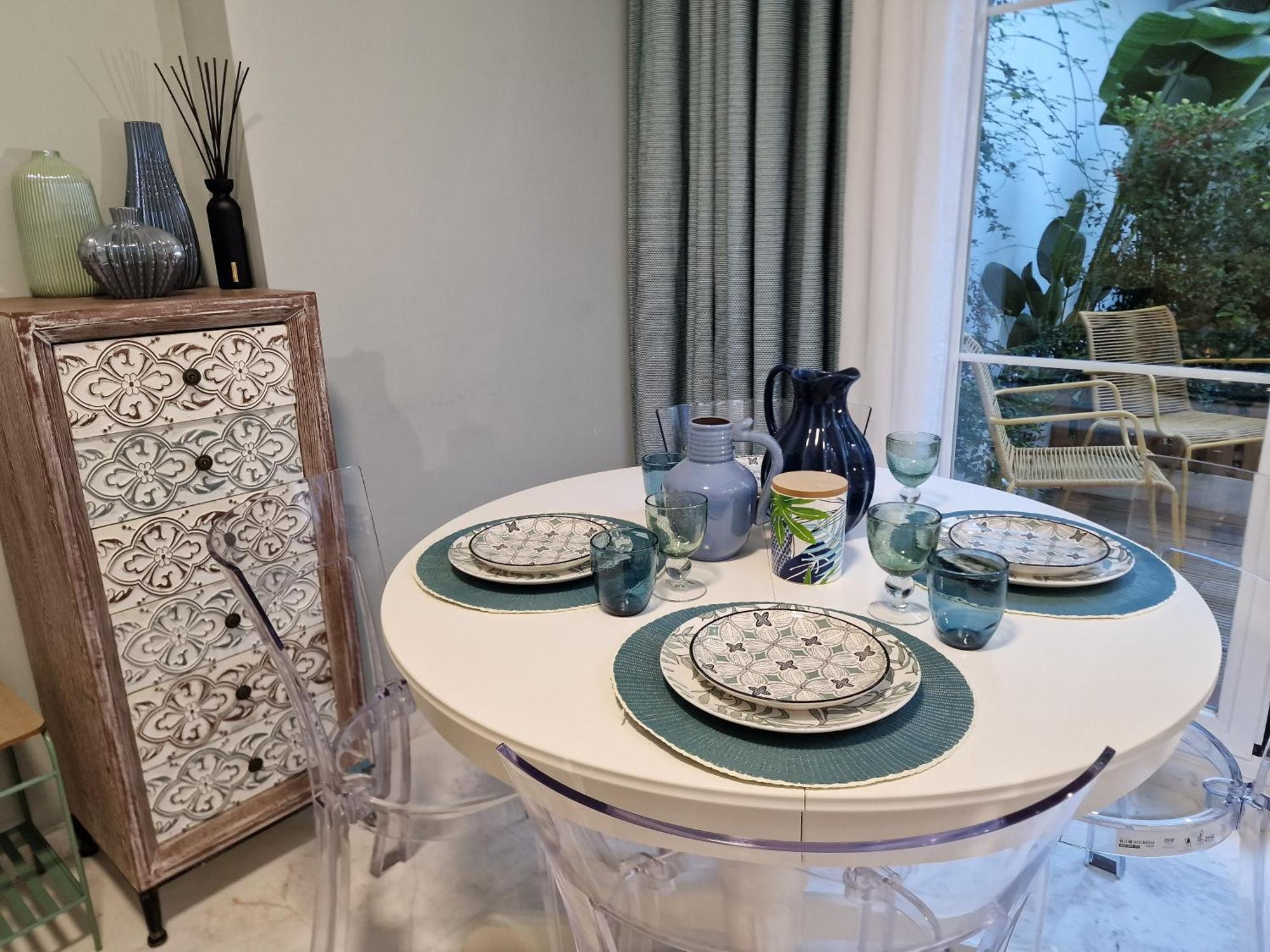 Appartement Sun & Palms - Cozy Flat In Quiet Neighbourhood With A Great Pool Area à Málaga Extérieur photo