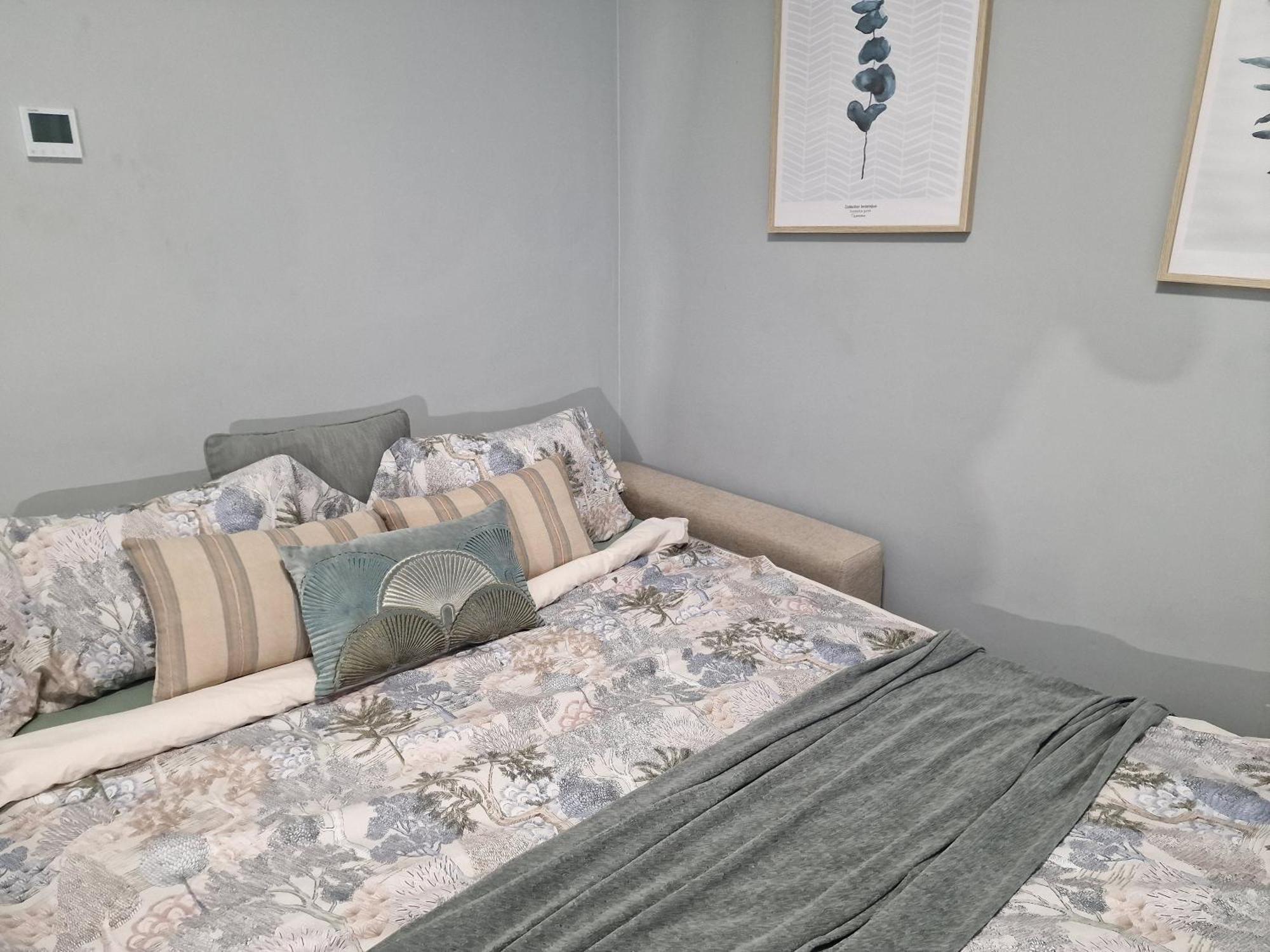 Appartement Sun & Palms - Cozy Flat In Quiet Neighbourhood With A Great Pool Area à Málaga Extérieur photo