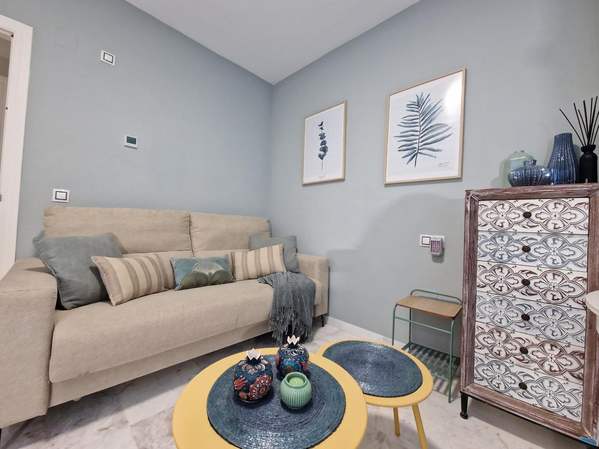 Appartement Sun & Palms - Cozy Flat In Quiet Neighbourhood With A Great Pool Area à Málaga Extérieur photo
